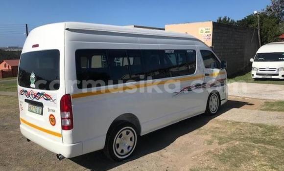 Tenga Tsaru Toyota 2000GT Chena Mota in Beitbridge in Matabeleland South Tenga Tsaru Toyota 2000GT Chena Mota in Beitbridge in Matabeleland South