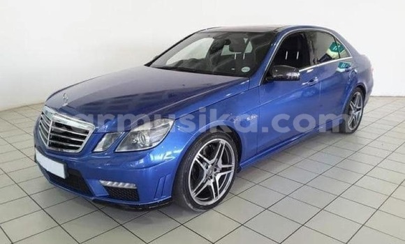 Buy Used Mercedes‒Benz E–Class Blue Car in Harare in Harare Buy Used Mercedes‒Benz E–Class Blue Car in Harare in Harare