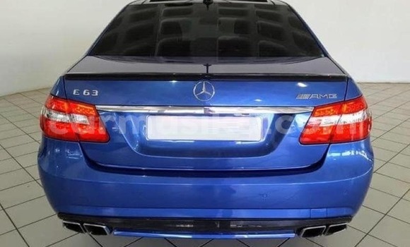 Buy Used Mercedes‒Benz E–Class Blue Car in Harare in Harare Buy Used Mercedes‒Benz E–Class Blue Car in Harare in Harare