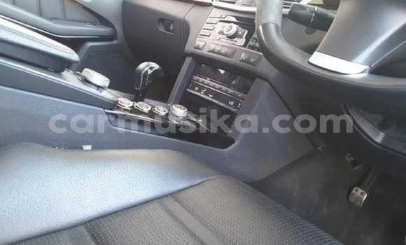 Buy Used Mercedes‒Benz E–Class Blue Car in Harare in Harare Buy Used Mercedes‒Benz E–Class Blue Car in Harare in Harare
