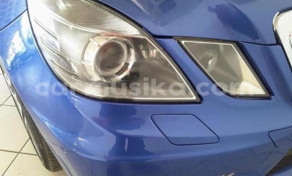 Buy Used Mercedes‒Benz E–Class Blue Car in Harare in Harare Buy Used Mercedes‒Benz E–Class Blue Car in Harare in Harare