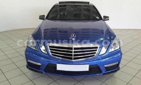 Buy Used Mercedes‒Benz E–Class Blue Car in Harare in Harare Buy Used Mercedes‒Benz E–Class Blue Car in Harare in Harare