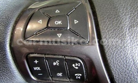 Buy Used Ford Everest White Car in Beitbridge in Matabeleland South Buy Used Ford Everest White Car in Beitbridge in Matabeleland South