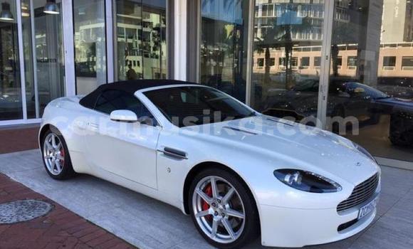 Nunua Ilio tumika Austin Maestro Nyeupe Gari ndani ya Beitbridge nchini Matabeleland Kusini