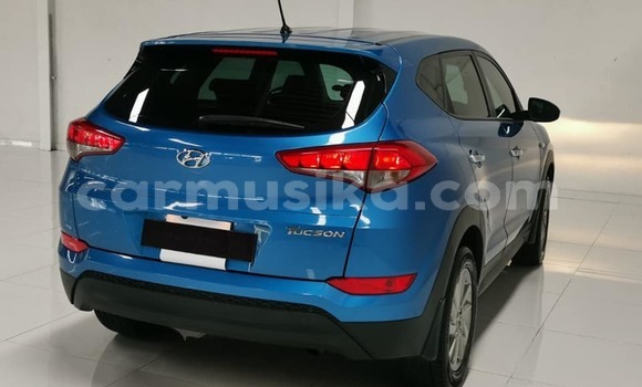 Buy Used Hyundai Tucson Blue Car in Beitbridge in Matabeleland South Buy Used Hyundai Tucson Blue Car in Beitbridge in Matabeleland South
