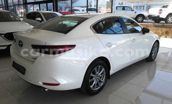 Nunua Ilio tumika Mazda 3 Nyingine Gari ndani ya Beitbridge nchini Matabeleland Kusini Nunua Ilio tumika Mazda 3 Nyingine Gari ndani ya Beitbridge nchini Matabeleland Kusini