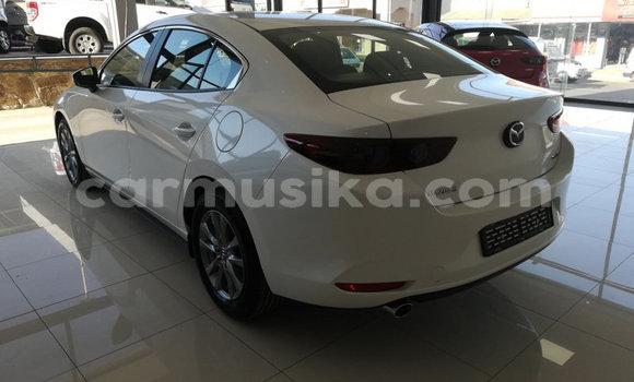 Nunua Ilio tumika Mazda 3 Nyingine Gari ndani ya Beitbridge nchini Matabeleland Kusini Nunua Ilio tumika Mazda 3 Nyingine Gari ndani ya Beitbridge nchini Matabeleland Kusini