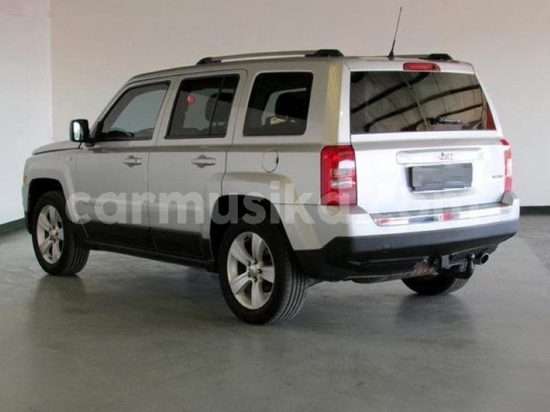 Big with watermark jeep liberty (patriot) matabeleland south beitbridge 8152