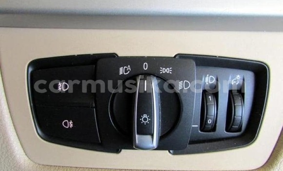 Tenga Tsaru BMW 3–Series Nhema Mota in Beitbridge in Matabeleland South Tenga Tsaru BMW 3–Series Nhema Mota in Beitbridge in Matabeleland South