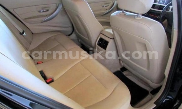 Tenga Tsaru BMW 3–Series Nhema Mota in Beitbridge in Matabeleland South Tenga Tsaru BMW 3–Series Nhema Mota in Beitbridge in Matabeleland South