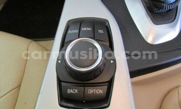 Tenga Tsaru BMW 3–Series Nhema Mota in Beitbridge in Matabeleland South Tenga Tsaru BMW 3–Series Nhema Mota in Beitbridge in Matabeleland South