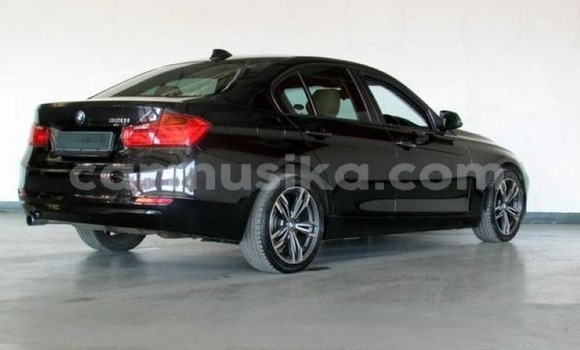Tenga Tsaru BMW 3–Series Nhema Mota in Beitbridge in Matabeleland South Tenga Tsaru BMW 3–Series Nhema Mota in Beitbridge in Matabeleland South