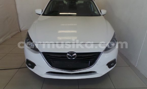 Buy Used Mazda 3 White Car in Beitbridge in Matabeleland South Buy Used Mazda 3 White Car in Beitbridge in Matabeleland South