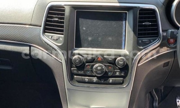 Buy Used Jeep Grand Cherokee SRT8 White Car in Beitbridge in Matabeleland South Buy Used Jeep Grand Cherokee SRT8 White Car in Beitbridge in Matabeleland South