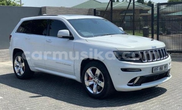 Buy Used Jeep Grand Cherokee SRT8 White Car in Beitbridge in Matabeleland South Buy Used Jeep Grand Cherokee SRT8 White Car in Beitbridge in Matabeleland South