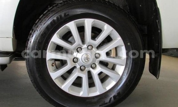 Tenga Tsaru Toyota Land Cruiser Prado Chena Mota in Beitbridge in Matabeleland South Tenga Tsaru Toyota Land Cruiser Prado Chena Mota in Beitbridge in Matabeleland South