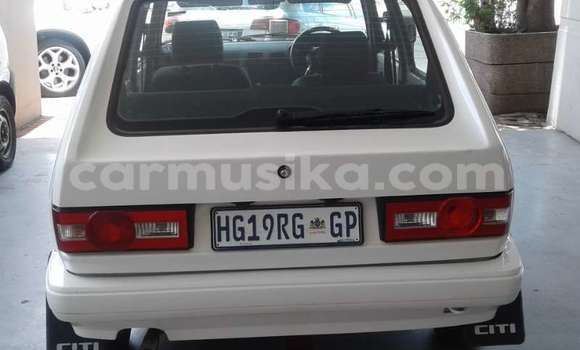 Buy Used Volkswagen Golf White Car in Beitbridge in Matabeleland South Buy Used Volkswagen Golf White Car in Beitbridge in Matabeleland South