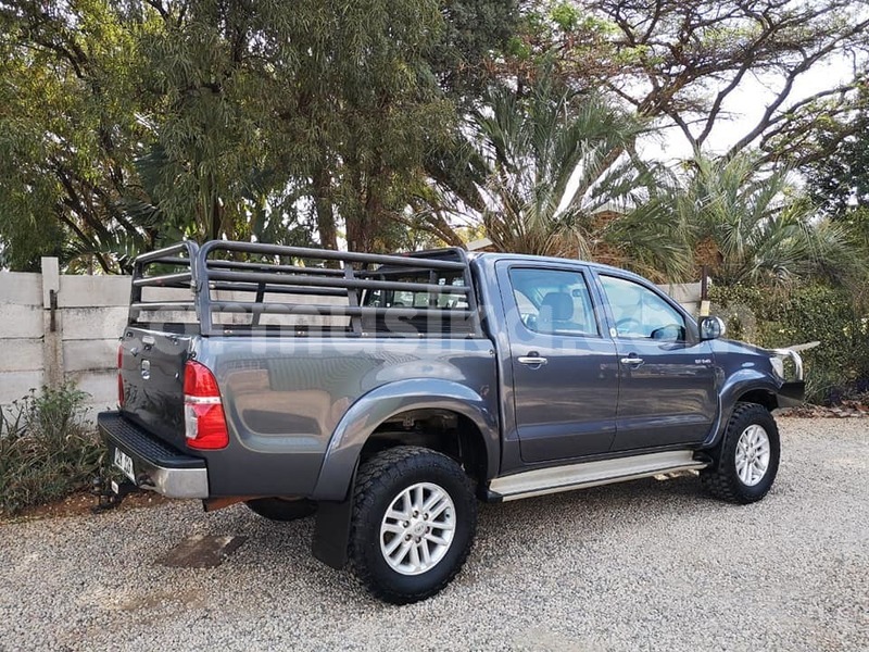 Big with watermark toyota hilux matabeleland south beitbridge 8182