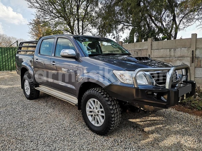 Big with watermark toyota hilux matabeleland south beitbridge 8182