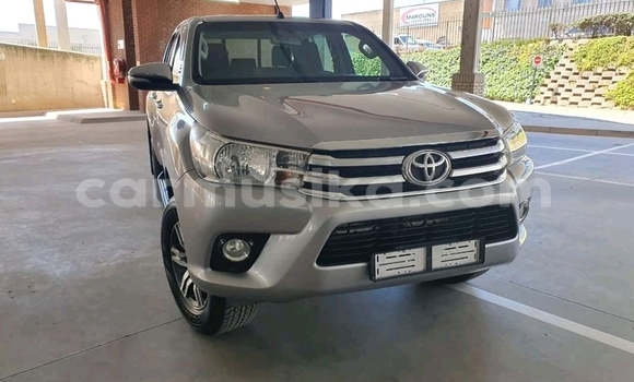 Nunua Ilio tumika Toyota Hilux Fedha Gari ndani ya Beitbridge nchini Matabeleland Kusini Nunua Ilio tumika Toyota Hilux Fedha Gari ndani ya Beitbridge nchini Matabeleland Kusini