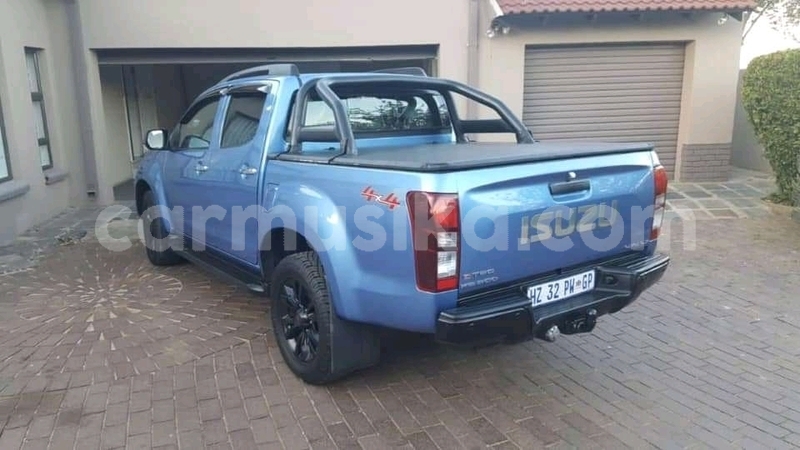 Big with watermark isuzu kb matabeleland south beitbridge 8192