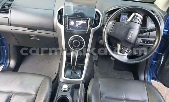 Buy Used Isuzu KB Blue Car in Beitbridge in Matabeleland South Buy Used Isuzu KB Blue Car in Beitbridge in Matabeleland South