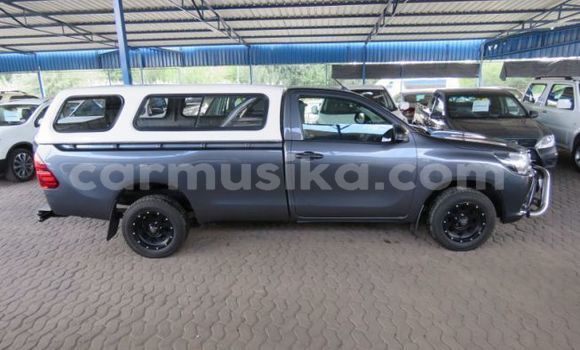 Nunua Ilio tumika Toyota Hilux Fedha Gari ndani ya Beitbridge nchini Matabeleland Kusini Nunua Ilio tumika Toyota Hilux Fedha Gari ndani ya Beitbridge nchini Matabeleland Kusini