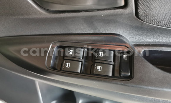 Nunua Ilio tumika Toyota Avanza Fedha Gari ndani ya Beitbridge nchini Matabeleland Kusini Nunua Ilio tumika Toyota Avanza Fedha Gari ndani ya Beitbridge nchini Matabeleland Kusini