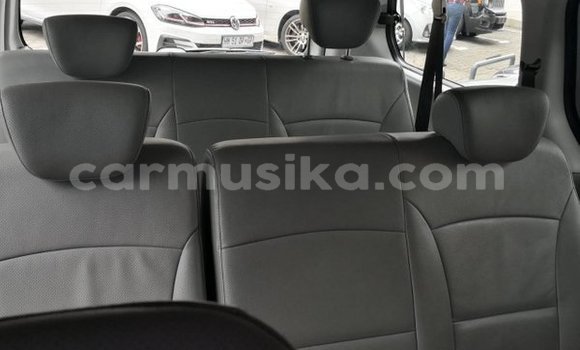 Nunua Ilio tumika Hyundai H1 Nyeupe Gari ndani ya Beitbridge nchini Matabeleland Kusini Nunua Ilio tumika Hyundai H1 Nyeupe Gari ndani ya Beitbridge nchini Matabeleland Kusini