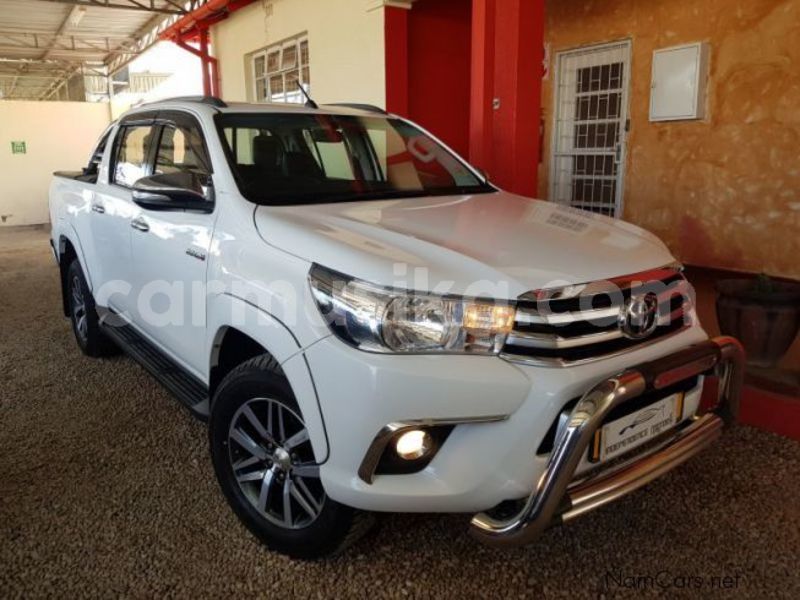 Big with watermark toyota hilux matabeleland south beitbridge 8207