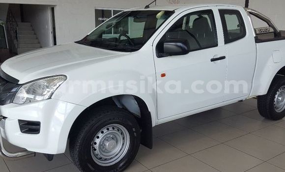 Acheter Occasion Voiture Isuzu KB Blanc à Beitbridge, Matabeleland South Acheter Occasion Voiture Isuzu KB Blanc à Beitbridge, Matabeleland South