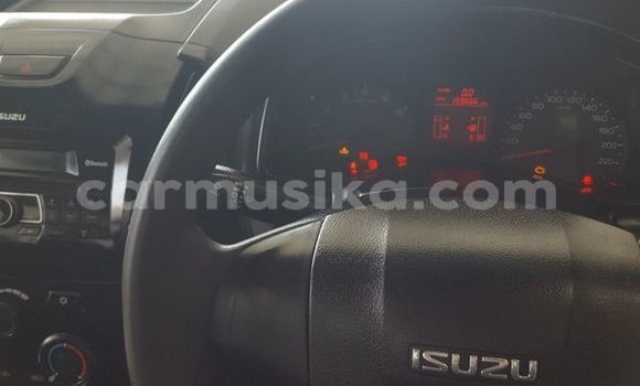 Acheter Occasion Voiture Isuzu KB Blanc à Beitbridge, Matabeleland South Acheter Occasion Voiture Isuzu KB Blanc à Beitbridge, Matabeleland South
