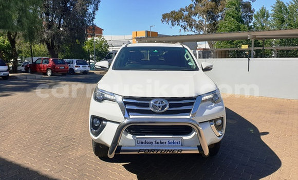 Tenga Tsaru Toyota Fortuner Chena Mota in Beitbridge in Matabeleland South Tenga Tsaru Toyota Fortuner Chena Mota in Beitbridge in Matabeleland South