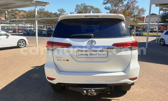Tenga Tsaru Toyota Fortuner Chena Mota in Beitbridge in Matabeleland South Tenga Tsaru Toyota Fortuner Chena Mota in Beitbridge in Matabeleland South