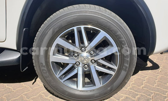 Tenga Tsaru Toyota Fortuner Chena Mota in Beitbridge in Matabeleland South Tenga Tsaru Toyota Fortuner Chena Mota in Beitbridge in Matabeleland South