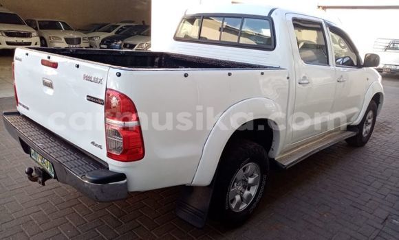 Acheter Occasion Voiture Toyota Hilux Blanc à Beitbridge, Matabeleland South Acheter Occasion Voiture Toyota Hilux Blanc à Beitbridge, Matabeleland South