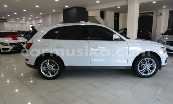 Tenga Tsaru Audi Q5 Chena Mota in Beitbridge in Matabeleland South Tenga Tsaru Audi Q5 Chena Mota in Beitbridge in Matabeleland South