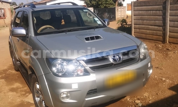 Buy Used Toyota Fortuner Silver Car in Harare in Harare Buy Used Toyota Fortuner Silver Car in Harare in Harare