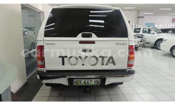 Acheter Occasion Voiture Toyota Hilux Blanc à Beitbridge, Matabeleland South Acheter Occasion Voiture Toyota Hilux Blanc à Beitbridge, Matabeleland South