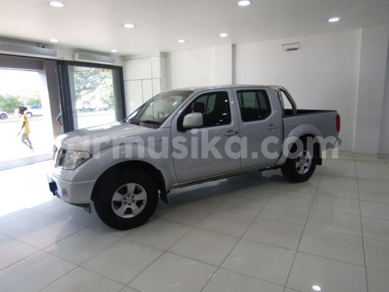 Big with watermark nissan navara matabeleland south beitbridge 8226