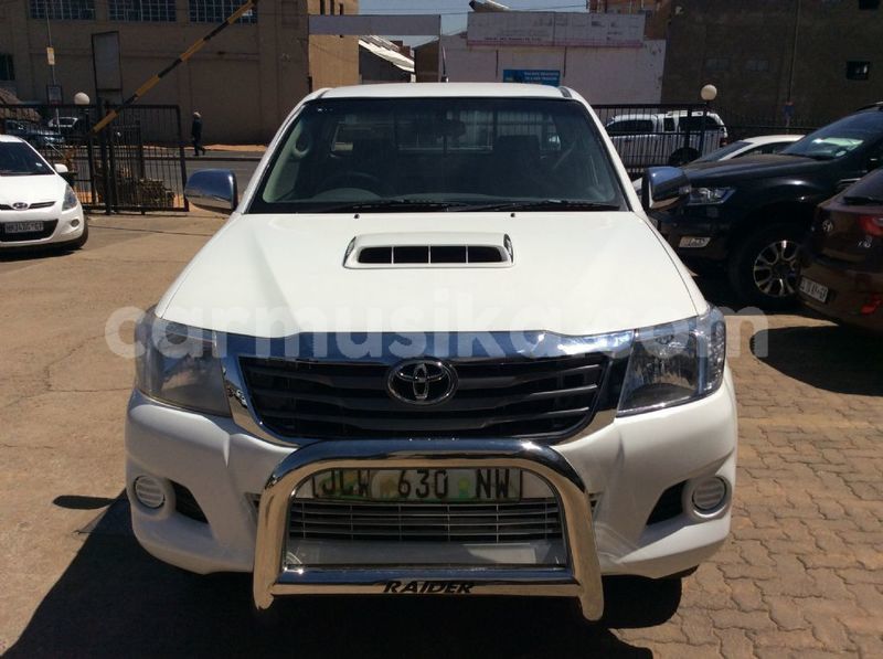 Big with watermark toyota hilux matabeleland south beitbridge 8227