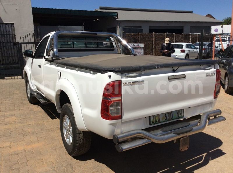 Big with watermark toyota hilux matabeleland south beitbridge 8227