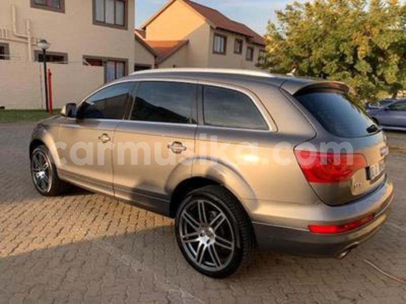 Big with watermark audi q7 matabeleland south beitbridge 8240