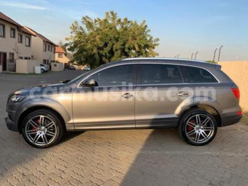 Big with watermark audi q7 matabeleland south beitbridge 8240