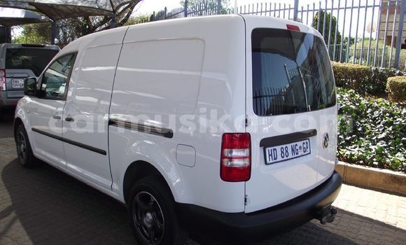 Acheter Occasion Voiture Volkswagen Caddy Blanc à Beitbridge, Matabeleland South Acheter Occasion Voiture Volkswagen Caddy Blanc à Beitbridge, Matabeleland South