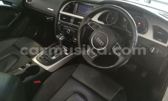 Acheter Occasion Voiture Audi A4 Blanc à Beitbridge, Matabeleland South Acheter Occasion Voiture Audi A4 Blanc à Beitbridge, Matabeleland South