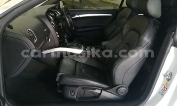 Acheter Occasion Voiture Audi A4 Blanc à Beitbridge, Matabeleland South Acheter Occasion Voiture Audi A4 Blanc à Beitbridge, Matabeleland South