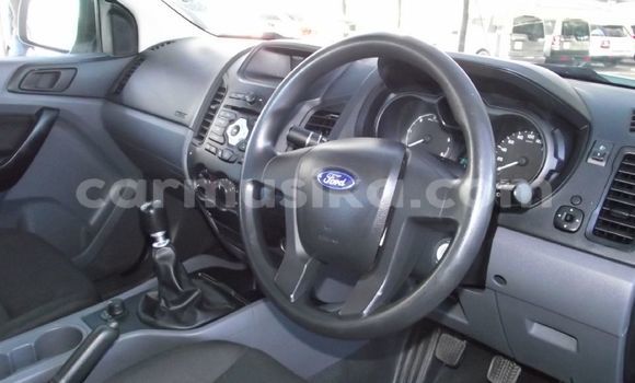 Acheter Occasion Voiture Ford Ranger Blanc à Beitbridge, Matabeleland South Acheter Occasion Voiture Ford Ranger Blanc à Beitbridge, Matabeleland South