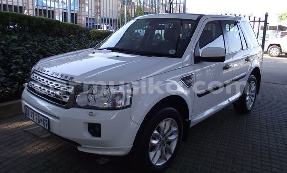 Acheter Occasion Voiture Land Rover Range Rover Blanc à Beitbridge, Matabeleland South Acheter Occasion Voiture Land Rover Range Rover Blanc à Beitbridge, Matabeleland South