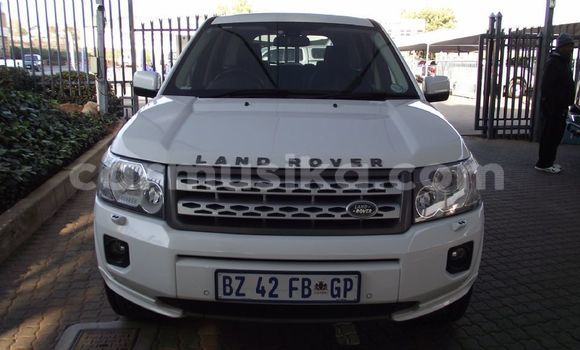 Acheter Occasion Voiture Land Rover Range Rover Blanc à Beitbridge, Matabeleland South Acheter Occasion Voiture Land Rover Range Rover Blanc à Beitbridge, Matabeleland South